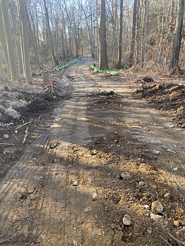 040 East Field Path 211220